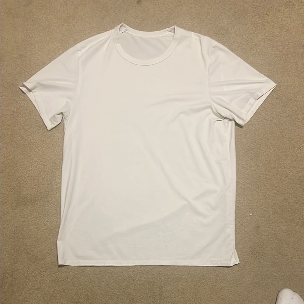 Lululemon t-shirt
